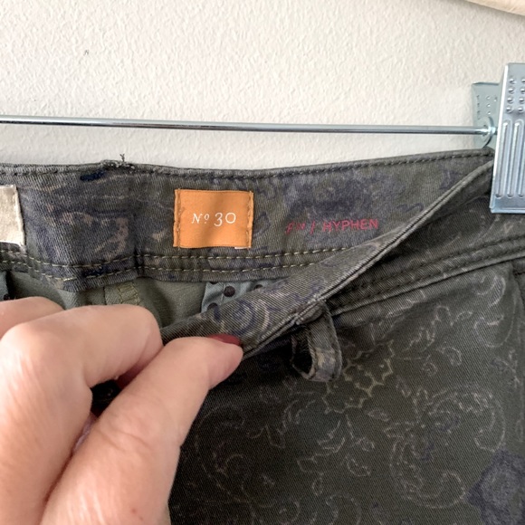 Pilcro and the Letterpress Hyphen Paisley Pants Size 30 - Picture 5 of 6